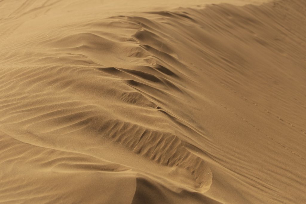 desert, sand, dune-6753729.jpg